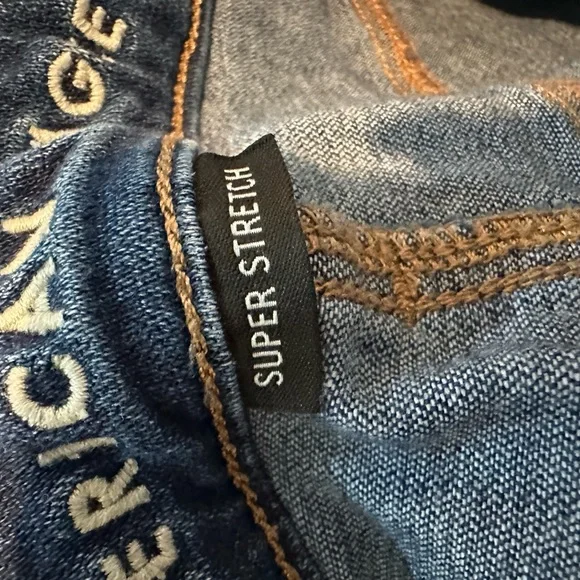 American Eagle Super Stretch Woman’s Jeans - Picture 7 of 10